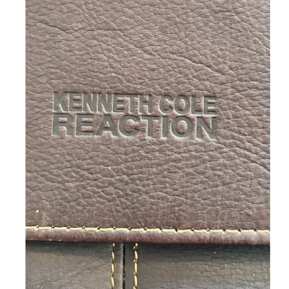 Kenneth Cole Reaction Genuine Brown Leather Business Portfolio Messenger Bag